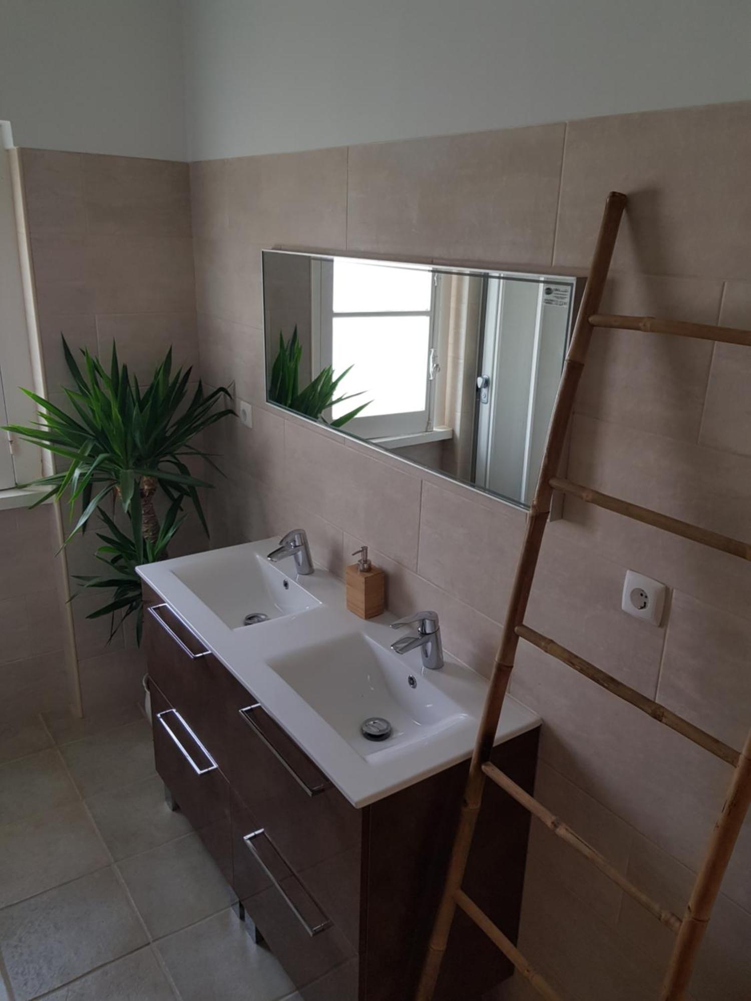 Green Element Guesthouse Costa da Caparica Dış mekan fotoğraf